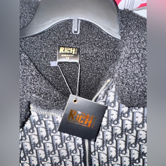 Designer Inspired Coat. Faux wool lining makes it perfect cool months. NWT - Picture 5 of 6